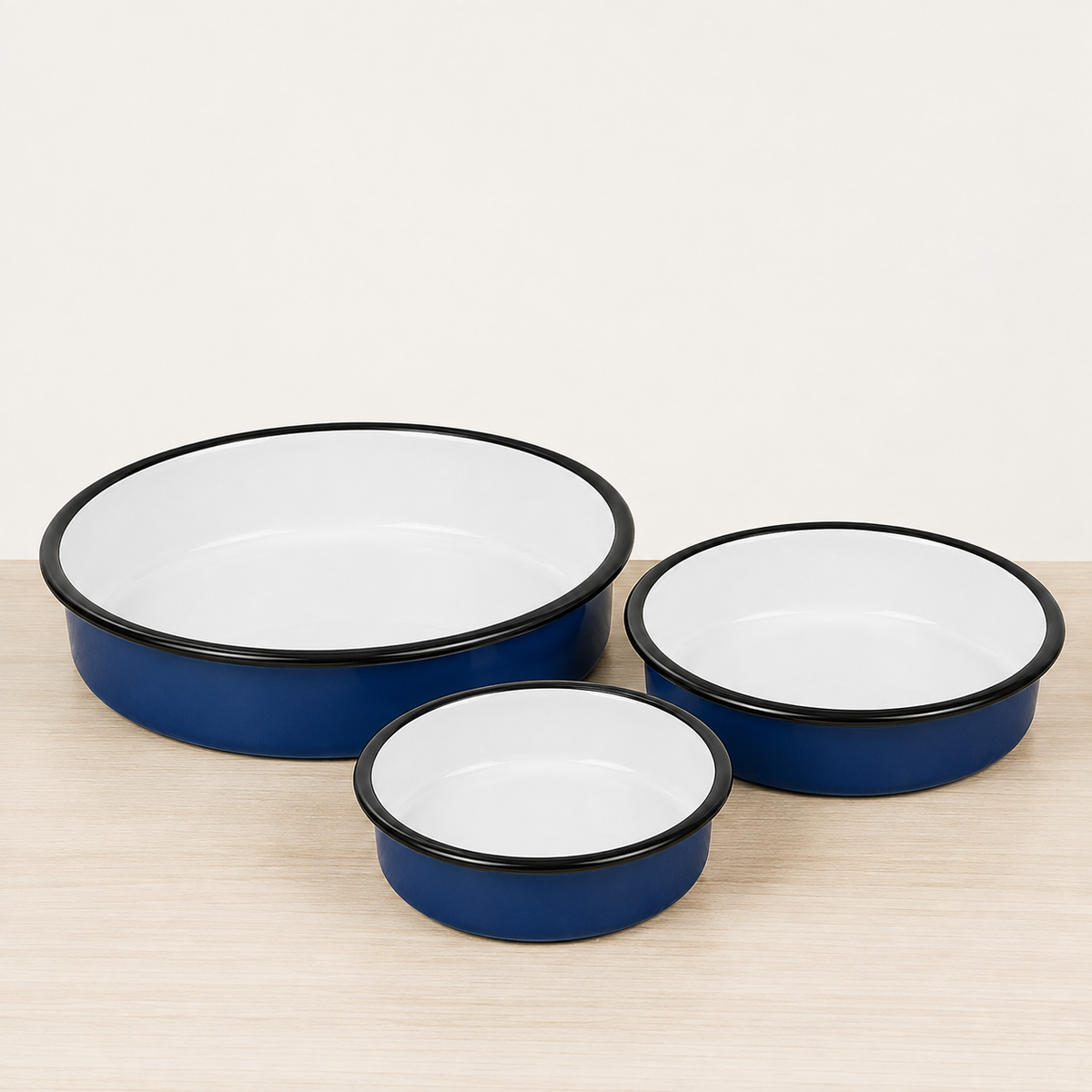 Set emajliranih tepsija 3/1 – 24 / 32 / 36 cm